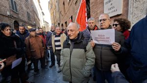 Caso Giomi, licenziato dopo test del carrello. Il giudice si ritira in camera di consiglio