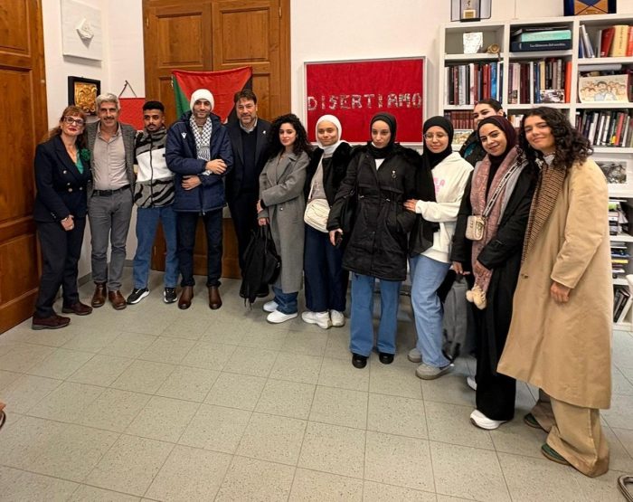 Universit&agrave; Stranieri Siena, arrivati oggi 5 studentesse e studenti provenienti da Gaza nell&rsquo;ambito del progetto Iupals