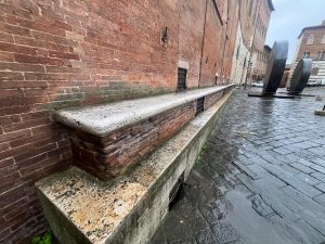 Santa Maria della Scala: al via il restauro delle sedute storiche