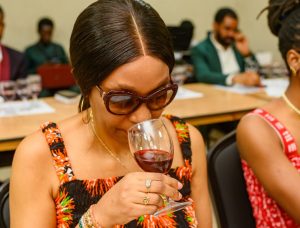 Vino, il debutto africano del Chianti &egrave; un successo: bene la masterclass e le degustazioni in Nigeria