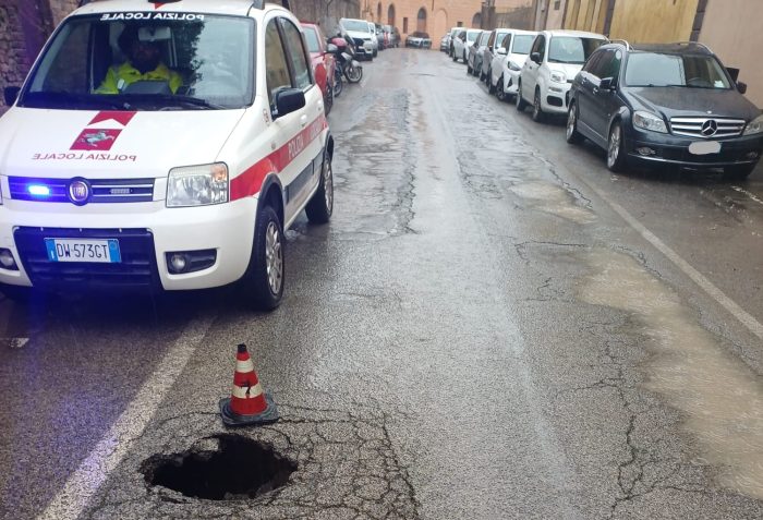 Siena: via Campansi, previste tre fasi per i lavori di ripavimentazione stradale