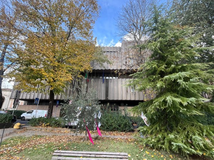 Siena, vigilessa stalkerizzata dall&rsquo;ex: lettere anonime e minacce