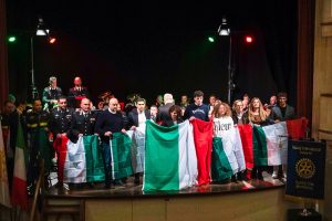 Montalcino, teatro degli Astrusi pieno per la Festa del Tricolore