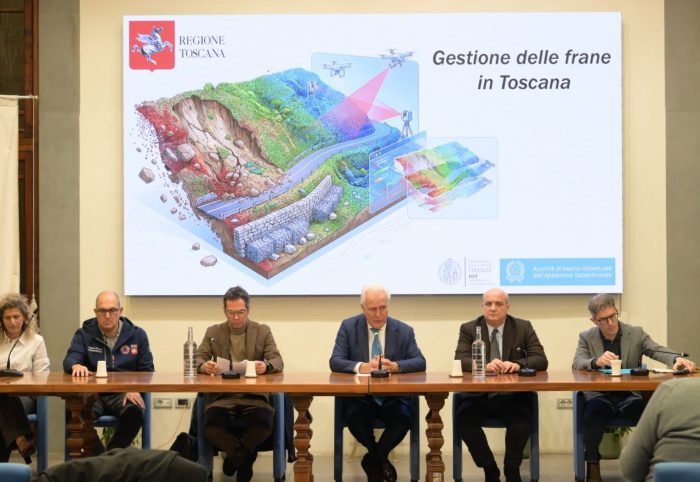 Pienza, l'esperto Casagli rassicura: &ldquo;Frana storica, ma nulla di paragonabile a Niscemi&rdquo;