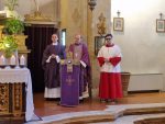 Trequanda accoglie il nuovo parroco Don Davide Campeggiani e saluta Don Sergio Graziani