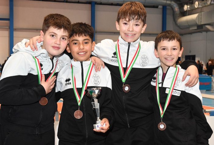 Scherma, Cus Siena medaglia di bronzo ai campionati italiani fioretto a squadre Under 14