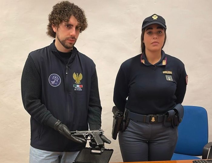 Rapina a mano armata in un supermercato a Siena, malvivente rintracciato e denunciato dalla Polizia