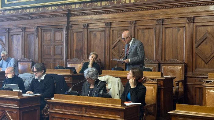 Impianti sportivi, tempi e futuro al centro del dibattito su Palasport e Franchi