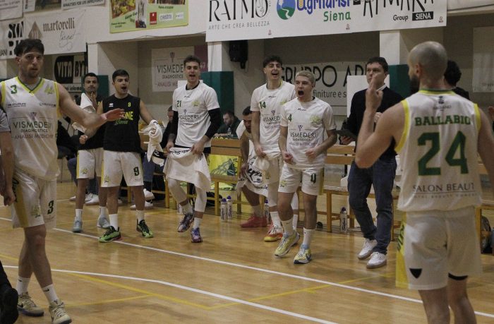 Basket, la Vismederi Costone Siena stende Arezzo 83-64