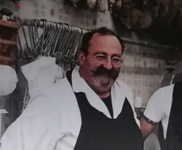 Morto Giuliano Fanti, storico macellaio delle Volte Basse: lutto nella Chiocciola