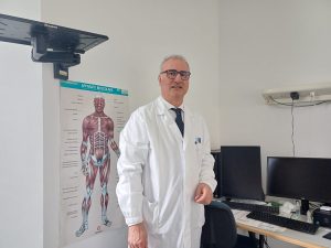 In Salute: protesi di ginocchio, anca e spalla, al centro della puntata di questa sera alle 22.45 su Siena Tv