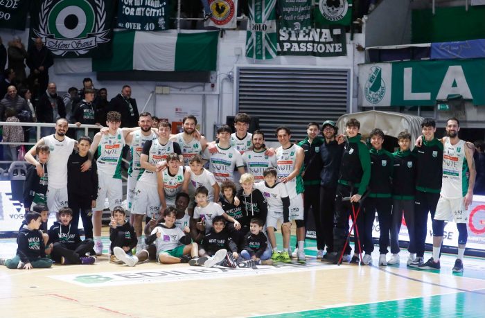 Basket, la Note di Siena Mens Sana piega College Borgomanero