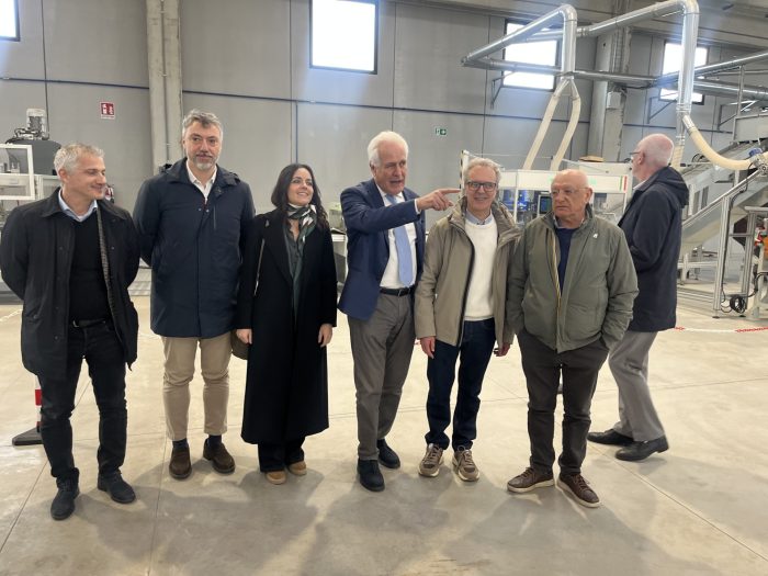 Riciclo dei pannelli fotovoltaici, a Rapolano Terme il primo impianto della Toscana