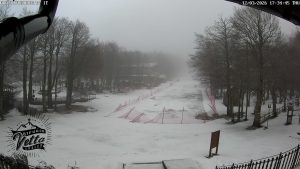 Monte Amiata, la "neve marzolina" torna a imbiancare la vetta
