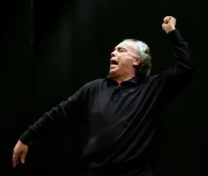 Mario Pirovano porta Dario Fo ad Abbadia Isola: in scena &ldquo;Johan Padan a la descov&egrave;rta de le Americhe&rdquo;