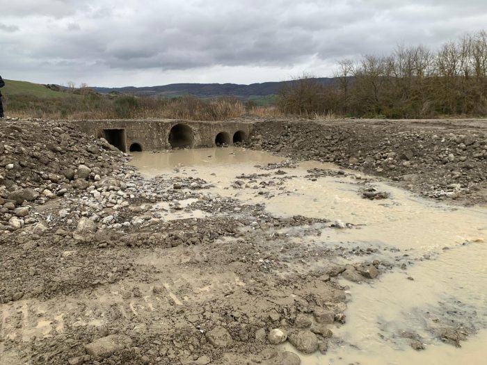 Manutenzione ordinaria sul torrente delle Trucciole a Radicofani