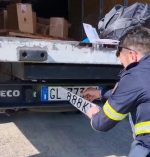 Si fingono corrieri e rubano vino pregiato: scoperti con 1.500 bottiglie a Montepulciano