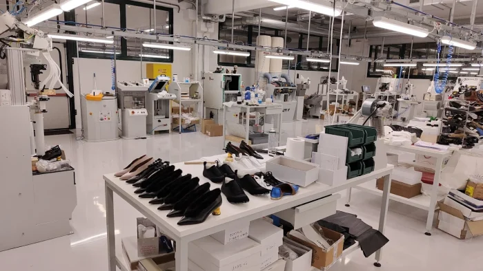 Chiusi: Nuovo Calzaturificio Farida, tavolo per affrontare criticit&agrave; e predisporre rilancio