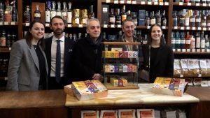 Siena: caramelle Leone con il packaging esclusivo delle contrade