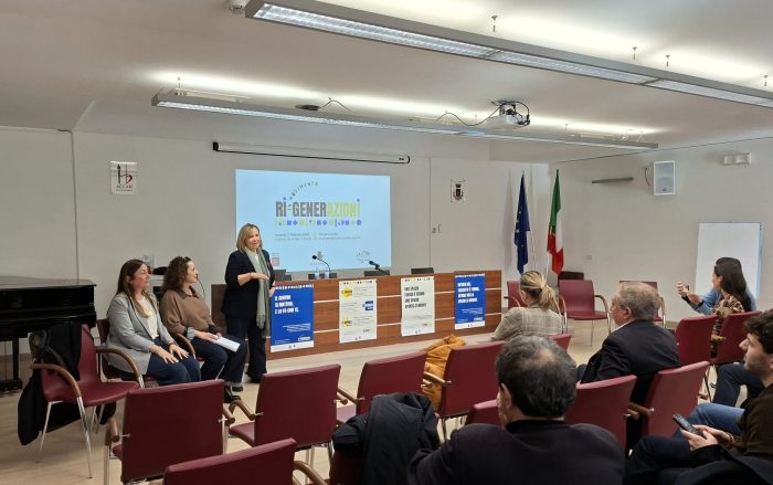 Poggibonsi, un concorso di idee per accendere i fondi sfitti: al via la rigenerazione commerciale del centro