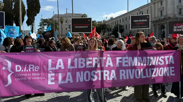 Ddl Bongiorno, Miniero (Fiom Cgil) al corteo: &ldquo;Un arretramento di 50 anni nei diritti delle donne&rdquo;