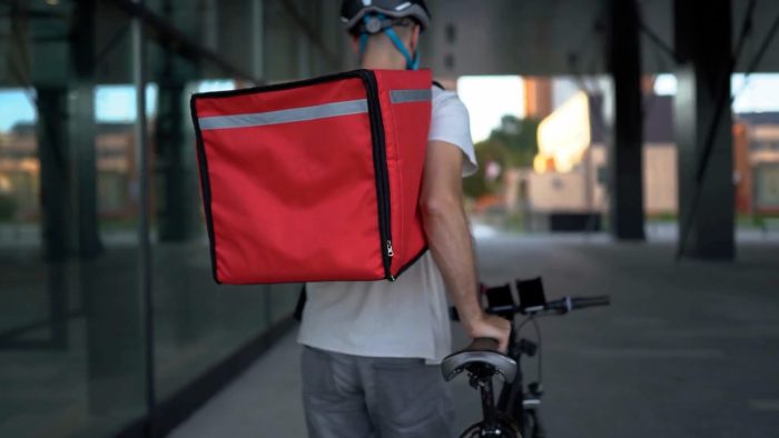 Siena, rider e sicurezza. Il sindacato: &ldquo;Criticit&agrave; nei ritmi di lavoro, confronto aperto con il Comune&rdquo;