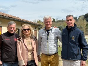 Previsite Palio di Siena, misurazione dei cavalli. Fabio: "Laser metodo pi&ugrave; certo"
