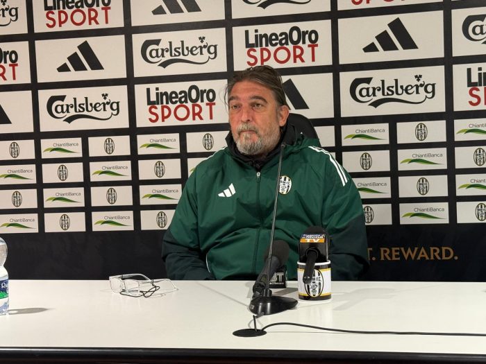 Calcio, il Siena batte il Ghiviborgo. Voria: "Il calcio &egrave; semplice se lo interpretiamo tutti allo stesso modo"