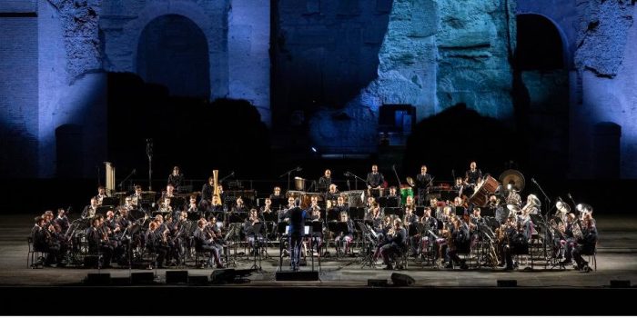 Celebrazioni S.Caterina, l'esibizione della banda musicale della Polizia di Stato