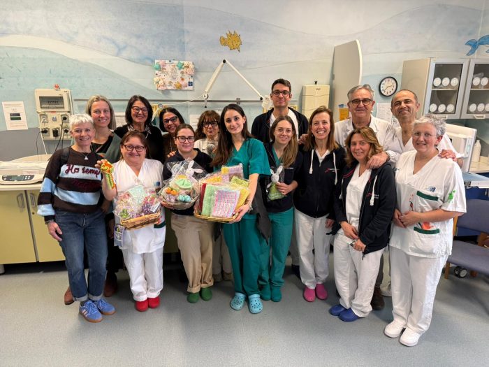 La solidariet&agrave; del gruppo uncinetto della Contrada della Torre per i bimbi di Nottola