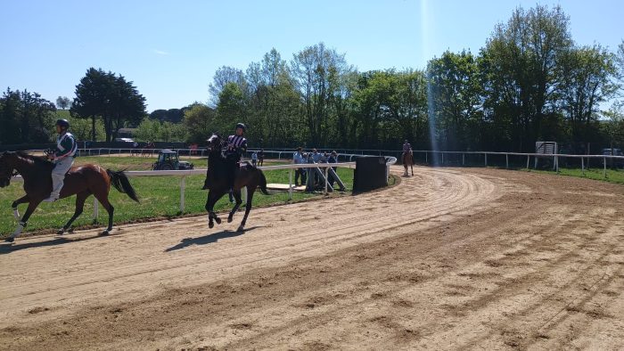 Palio, secondo appuntamento a Monticiano: la cronaca delle corse sul "Tamburo"