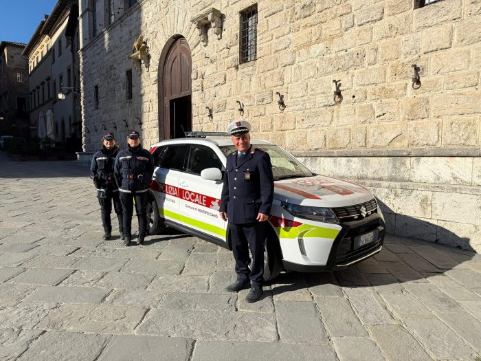 Montepulciano, sanzionate due guide turistiche abusive dalla Polizia Locale