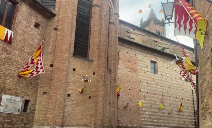 La Contrada di Valdimontone celebra la Festa Titolare. Sono 51 i nuovi battezzati