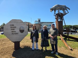 Siena: "Cor magis tibi Sena pandit", inaugurata alla rotonda di Fontebecci la scultura di Alberto Inglesi