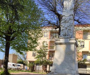 Piancastagnaio ricorda i suoi concittadini morti nella Seconda guerra mondiale: 52 nomi incisi sul monumento ai caduti