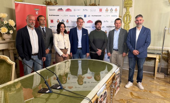 Rally della Val d'Orcia, si scaldano i motori per il fine settimana