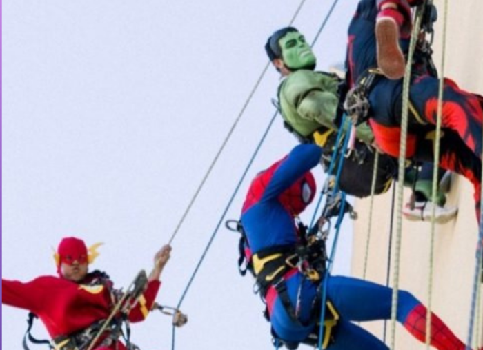 I SuperEroiAcrobatici arrivano dal cielo e fanno tappa a Montepulciano
