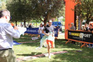 A Paolo Corsi e Daniela Menchetti la 4^ Crete Senesi Ultramarathon