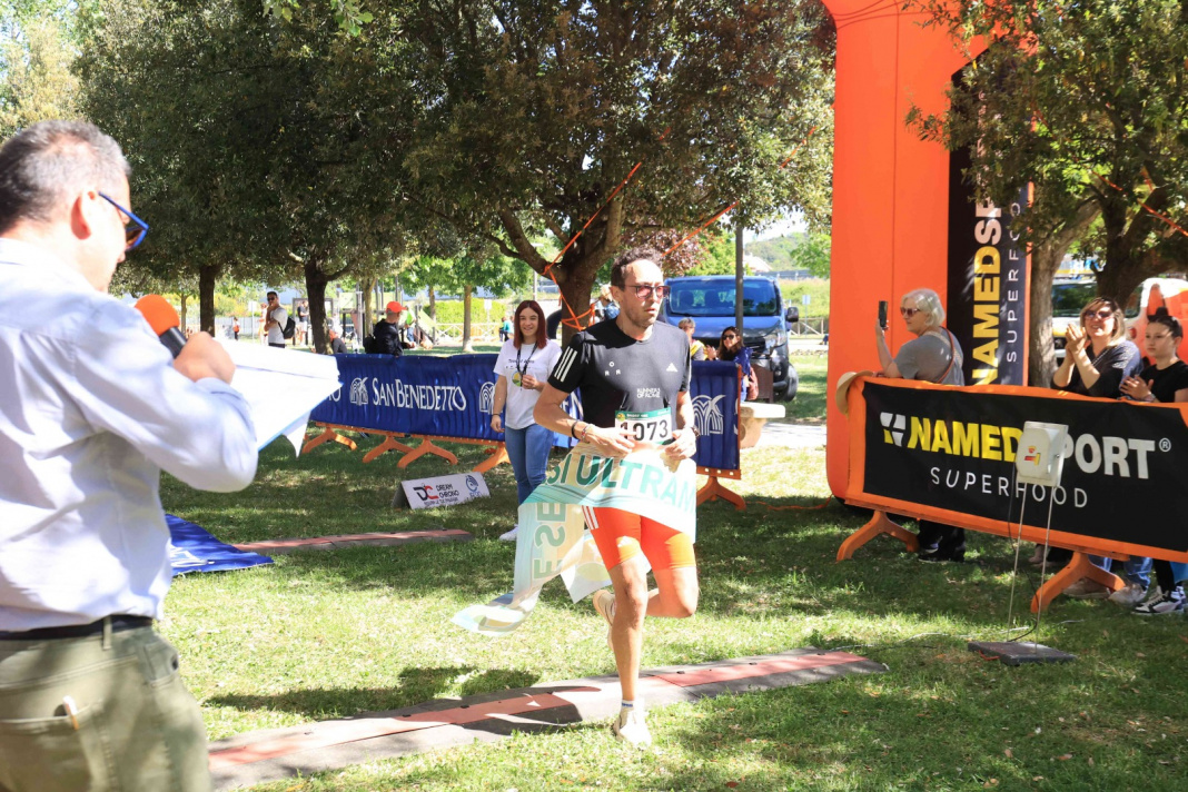 A Paolo Corsi e Daniela Menchetti la 4^ Crete Senesi Ultramarathon