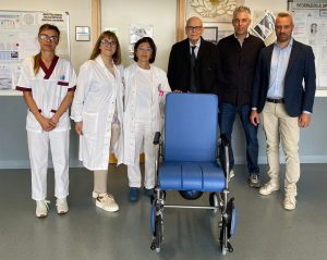 Solidariet&agrave;, donate due carrozzine alla Medicina interna dell&rsquo;ospedale di Nottola