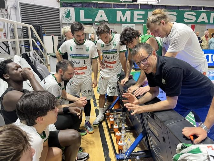 Basket B Interregionale, la Mens Sana Basketball strapazza Jesi in gara 1