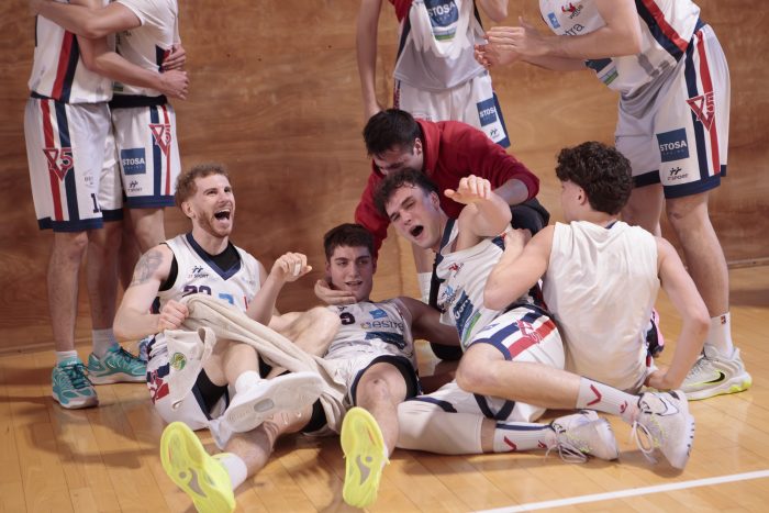 Basket, Stosa Virtus Siena da urlo: sconfitta Lucca sulla sirena