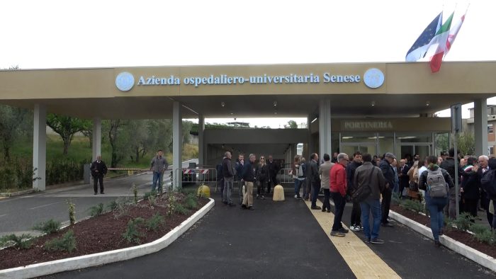 Siena. Taglio del nastro del nuovo ingresso delle Scotte: da tunnel si trasforma in galleria
