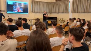 Canestri scritti, quando il basket &egrave; cultura. Sport e letteratura si fondono al Liceo Galilei