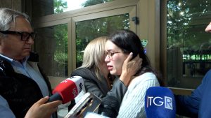 Scherma, campionessa uzbeka in lacrime dopo la sentenza: "Non ci posso credere, continuer&ograve; a lottare per tutte le donne"