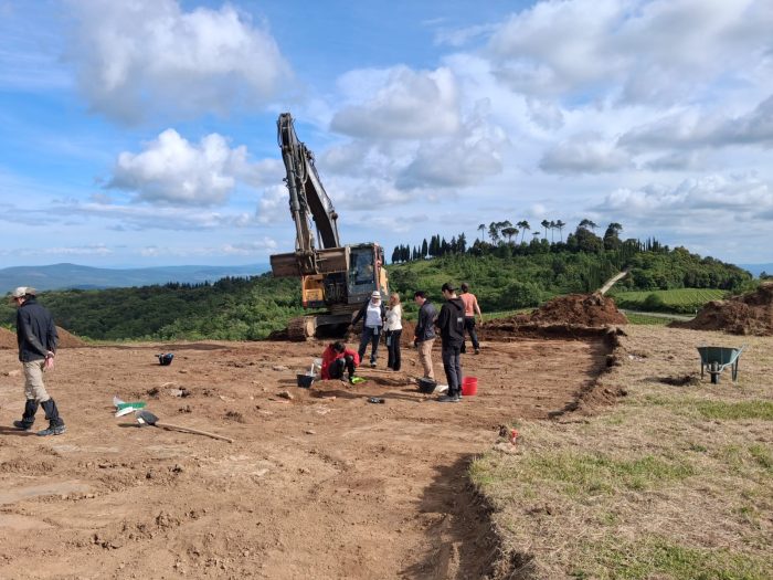 Castelnuovo Berardenga: ripresi gli scavi archeologici nell&rsquo;area etrusca di Piano Tondo