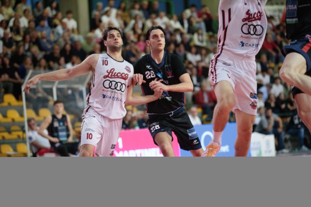La Virtus Siena lotta ma non basta: nel finale vince Lucca