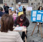 Ritratti in piazza, l’arte degli studenti conquista il cuore di Siena