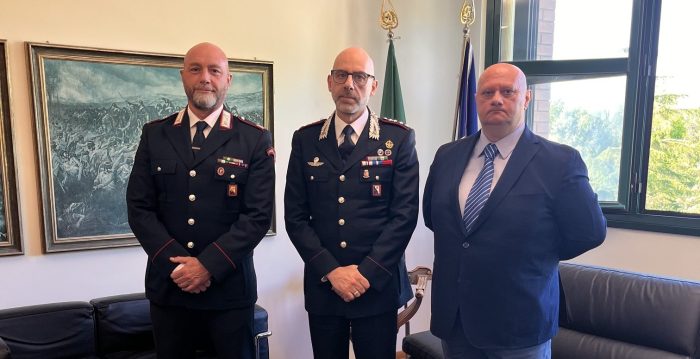 Carabinieri Siena, consegnata la Medaglia "Mauriziana" ai luogotenenti Cillerai e Brincat