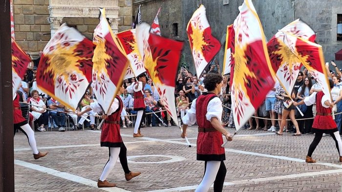 Quattro giorni di iniziative a Pienza per il ponte del 2 giugno: tra tradizione, musica e partecipazione civile